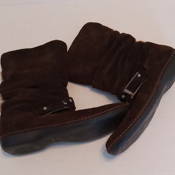 Stuart Weitzman Mid-Calf Women's Size 8.5 Brown Suede Boots. Warm, Casual - Picture 1 of 9